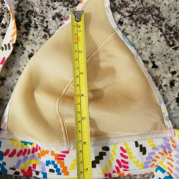 🔥🎉HOST PICK🎉🔥 Victoria's Secret Bikini Top - Picture 4 of 5
